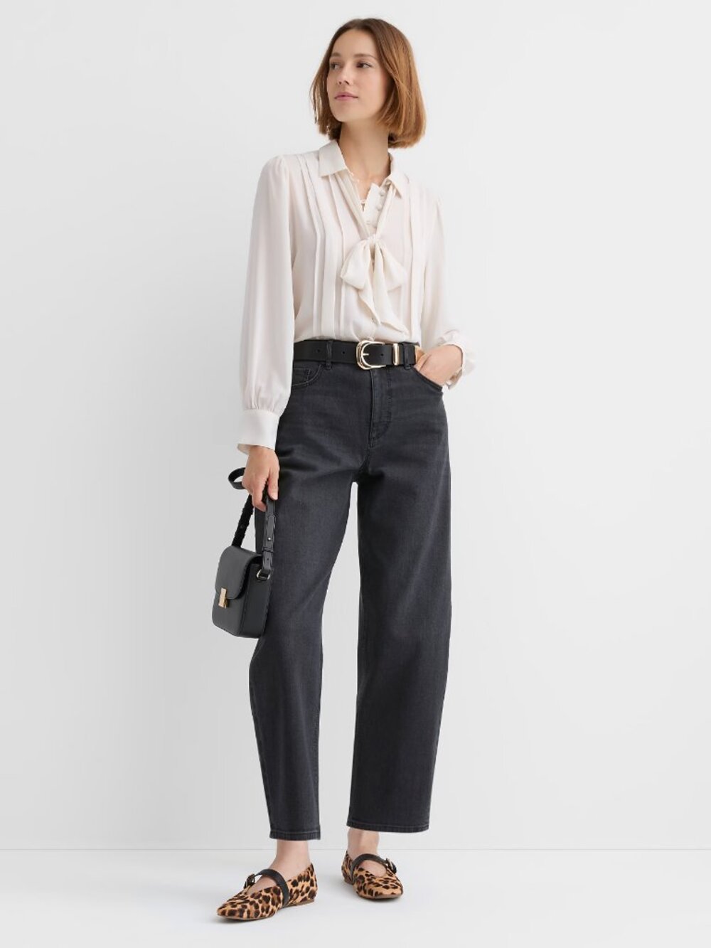 Loft NWT High Rise Barrel Jeans size 27/4